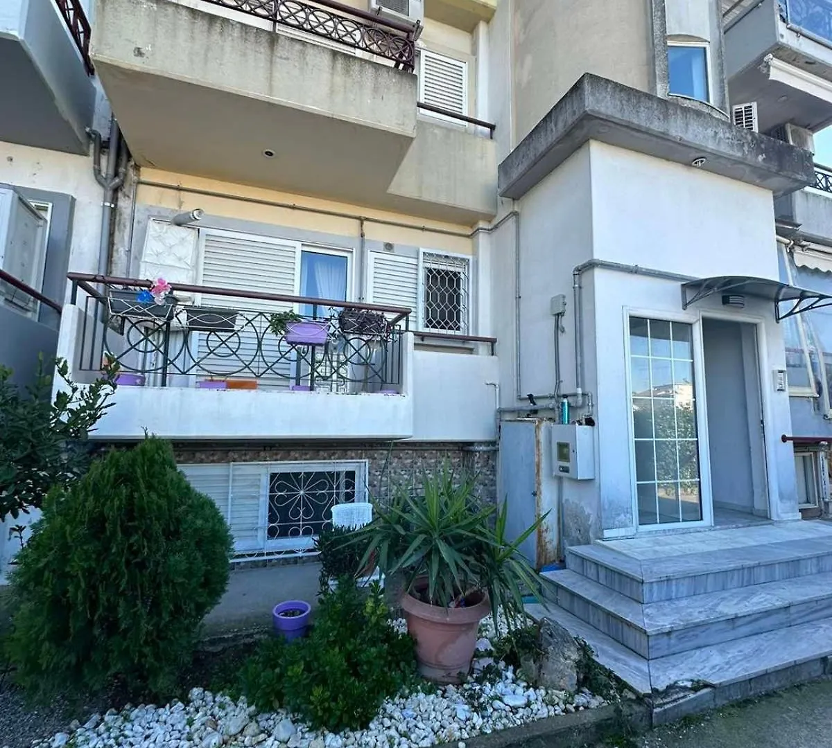 Nataliia Apartment Peraía 0*,